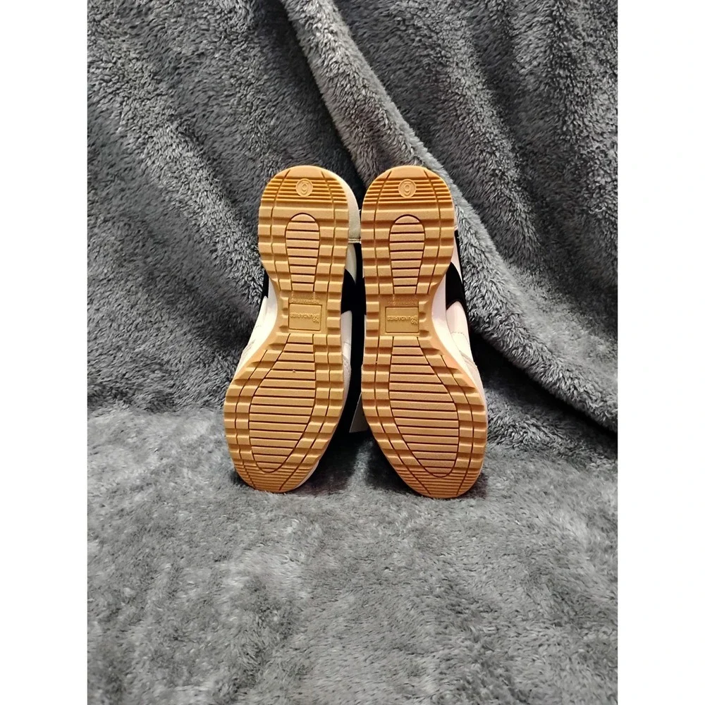 No Boundaries Women's Lace-Up Athletic Sneakers Wht/Blk/Beige WMNB45CA003